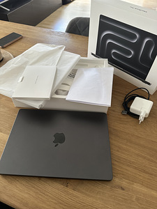 Apple MacBook Pro 14 M3 Pro 512GB 18GB RAM ENG/RUS Garantii (3 foto / 7)
