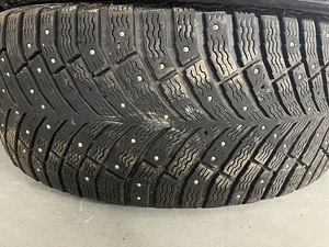 MICHELIN X-ICE NORTH4 (2 foto / 6)