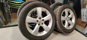 Оригинальные диски Lexus / Toyota R18 + Bridgestone Blizzak (1 фото из 5)