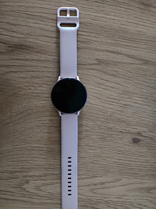 Samsung Galaxy Watch Active2 (2 foto / 4)