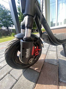 Ninebot Segway F2 II (4 foto / 5)