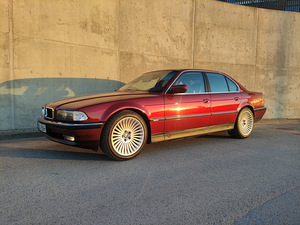 E38 730i V8 160kw (1 foto / 14)