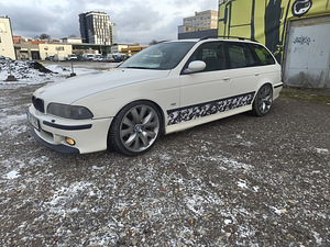 E39 530 Touring (6 foto / 11)