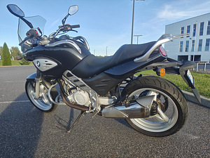 BMW F650CS 2003 (1 foto / 9)