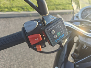 BMW F650CS 2003 (9 foto / 9)