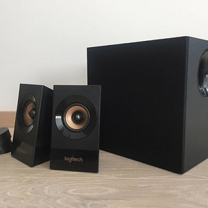 Logitech Z533 Динамики (1 фото из 1)