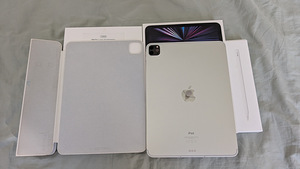 iPad Pro M1 128GB 2021 (3rd generation) WiFi + Cellular (2 foto / 2)