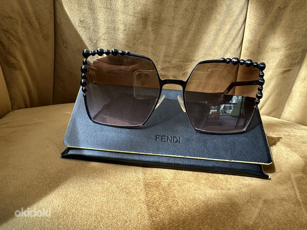 Fendi päikseprillid/солнечные очки (фото #2)