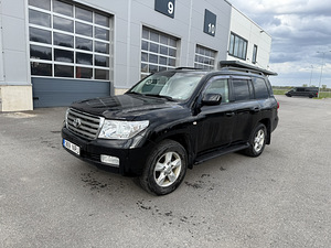 Land cruiser 200 (6 foto / 10)