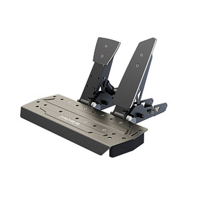 Fanatec Podium DD1 base + wheel F1 V2.5 X + Moza SR-P pedals (4 foto / 4)