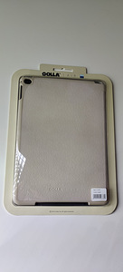 Чехлы/обложки для iPad (6 фото из 7)
