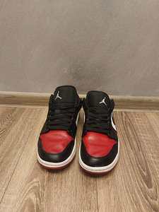 Air Jordan 1 (2 foto / 4)