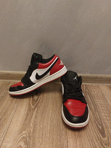 Air Jordan 1 (3 foto / 4)