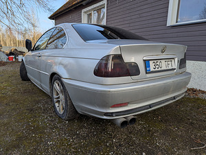 BMW 323ci turbo tervikuna varuosadeks (5 foto / 10)