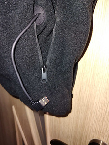 Uus elektrilise soojendusega vest XL (4 foto / 4)