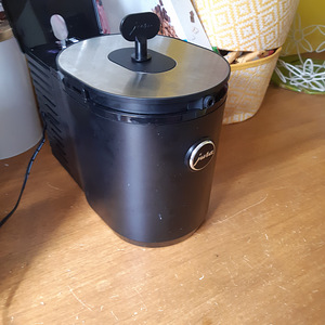 Jura cooler/piimakülmik (2 foto / 3)