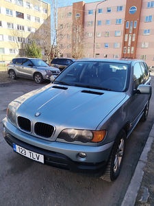 Продам автомобиль (6 фото из 10)
