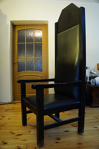 Массивные стулья, троны 2x - дерево, кожа