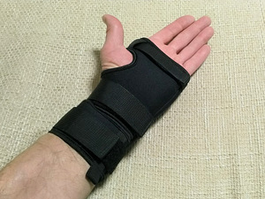 Dainese Men's Hector Wristguard (8 foto / 8)