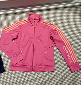 Adidas dressipluus s38 (1 foto / 3)