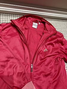 Толстовка adidas s32/34; s38 (5 фото из 6)