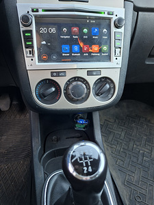 Opel Corsa D (10 фото из 10)