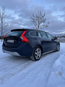 Volvo v60 (5 фото из 9)
