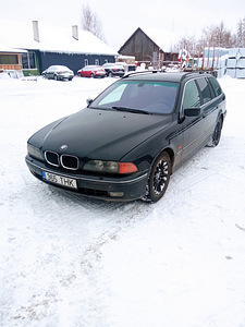 BMW 530d (1 фото из 8)
