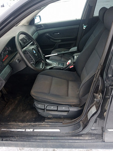 BMW 530d (8 фото из 8)