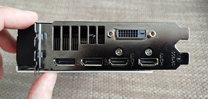 Sapphire PULSE RX 580 8GB OC (3 foto / 6)