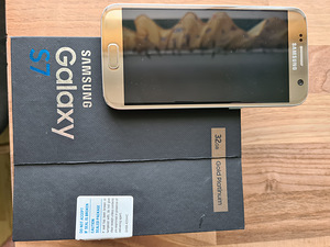 Samsung Galaxy S7 mobiiltelefon (1 foto / 3)