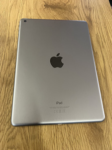 iPad 6 32gb Wifi space Grey Garantii 3kuud! (3 foto / 5)