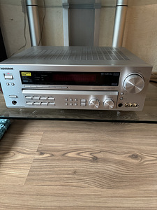 Ресивер Kenwood KRF-V8070D (1 фото из 4)