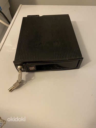 Адаптер ICY Box IB-170SK-B 3,5" HDD SATA адаптер (фото #2)