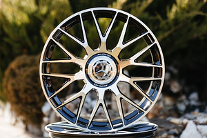 R19 Veljed MB 5x112 AMG sama laiad uued veljed (1 foto / 3)