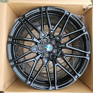 R22 veljed 5x120 BMW Style 818m x5 x6 f15 f16 e70 e71 uus (1 foto / 4)