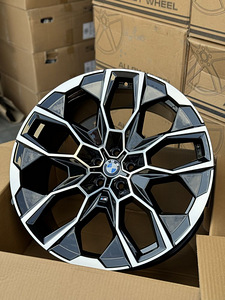 R21 veljed 5x112 BMW X5 x6 x7 g05 g06 uued (1 foto / 4)