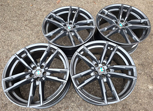Диски R20 5x112 BMW OEM (8 фото из 8)