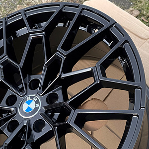 R20 диски 5x120 для BMW f10 f11 f02 f01 и т.д. разные ширины (4 фото из 4)
