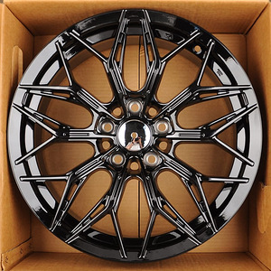 R18 veljed 5x114,3 AMZ 18x8 ET: 35 73.1 - uued (1 foto / 2)