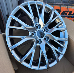 R17 veljed 5x114.3 - uued replica (4 foto / 5)