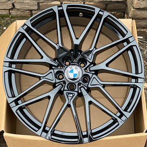 R20 veljed 5x120 BMW x5 x6 F15 F16 e70 e71 e53 - Style 818M (2 foto / 6)