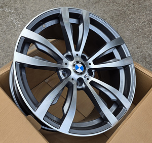 R20 veljed 5x120 BMW x5 x6 f15 f16 e70 e71 e53 469M - uued (2 foto / 4)