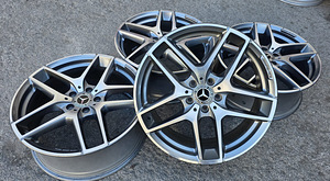 R19 диски 5x112 MB AMG Оригиналы E V Vito C A Cla Glc и т.д. (1 фото из 5)