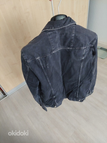 Мужская джинсовая куртка HUGO BOSS размер M (фото #2)