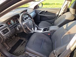 VOLVO XC70 AWD CLASSIC INTELLI SAFE MY16 2.4 D4 133kW (7 foto / 15)