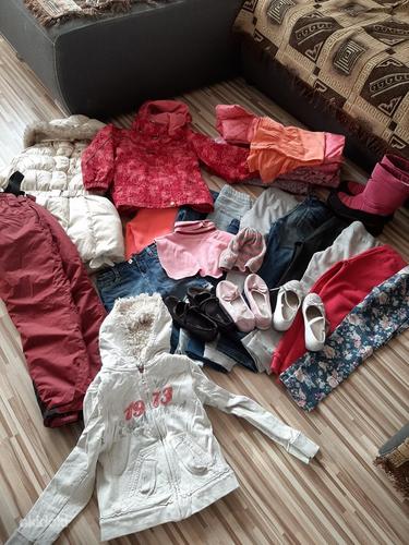 Tüdruku riided ja jalatsid, 116-128, jalatsid 30-33 (foto #1)