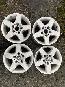 Диски BMW (2 фото из 4)