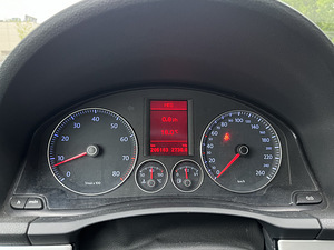 Volkswagen golf V 1.4TSI 103KW (8 foto / 10)