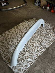 Lip spoiler VW golf V(votex maxton design) (4 foto / 6)